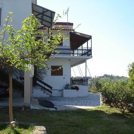 Paschos Rooms Sívota Exterior foto